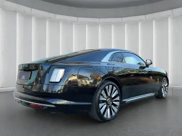 ROLLS ROYCE Spectre Bespoke Audio Shooting Star 23  Massage