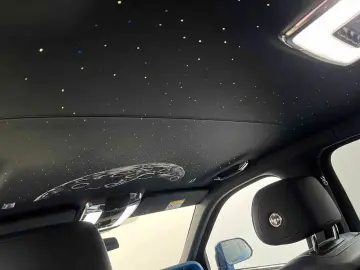 ROLLS ROYCE Cullinan Black Badge