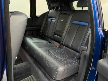 ROLLS ROYCE Cullinan Black Badge