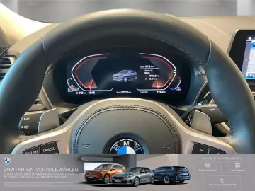 BMW X4 xDrive20d Navi AHK Head-Up Laser Kamera HiFi