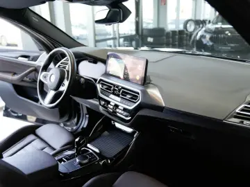 BMW X4 xDrive 30d M Sport AHK 20LM Leder DAP