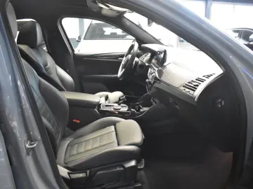 BMW X4 xDrive 30 d M SPORT HEAD-UP PANO AHK LEDER