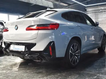 BMW X4 xDrive 30 d M SPORT HEAD-UP PANO AHK LEDER