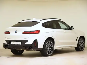 BMW X4 xDrive30d M Sport ACC Pano HUD 360  StandHzg