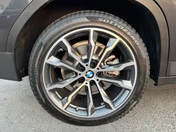 BMW X4 xDrive 30 d Leder Kamera Navi 20Zoll Head-Up