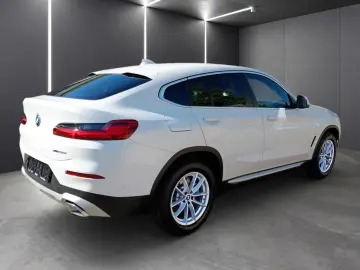 BMW X4 xDrive20i 18 ALU DAB LED LIVE COCKPIT PLUS