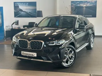 BMW X4 xDrive30d AT Innovationsp. Sport Aut. Head-Up