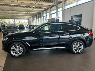 BMW X4 xDrive30d AT Innovationsp. Sport Aut. Head-Up