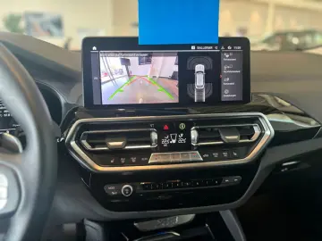 BMW X4 xDrive30d AT Innovationsp. Sport Aut. Head-Up