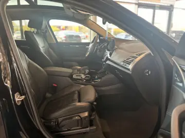 BMW X4 xDrive30d AT Innovationsp. Sport Aut. Head-Up