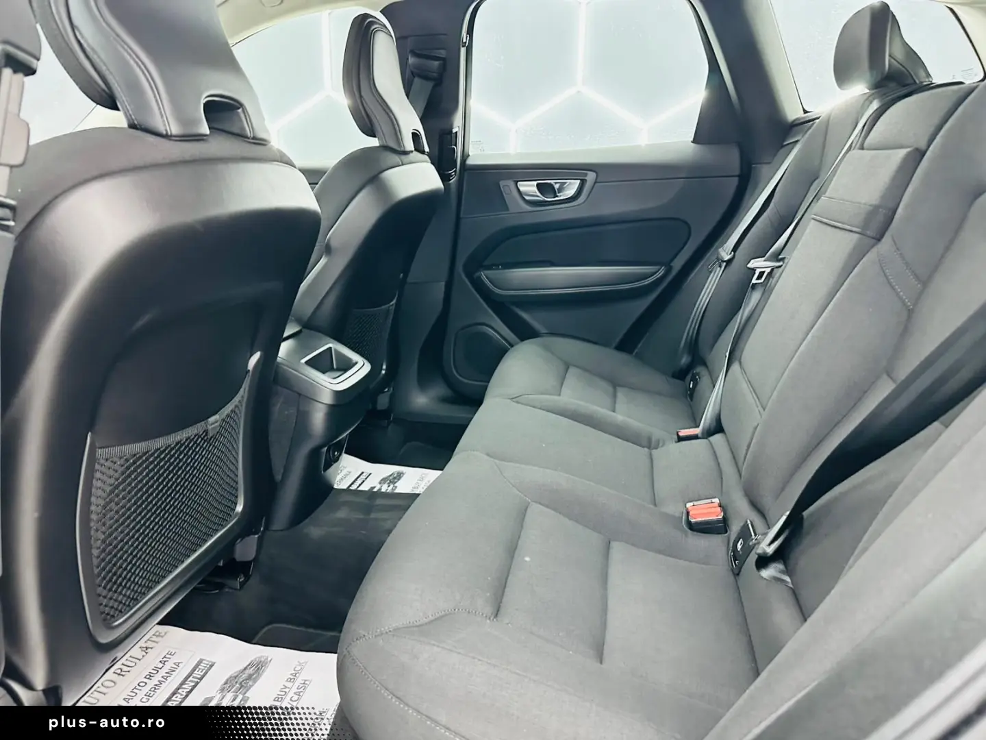 VOLVO Xc-60 2021 2.0D E6 MHEV Garantie 12 Luni Rate Avans 0