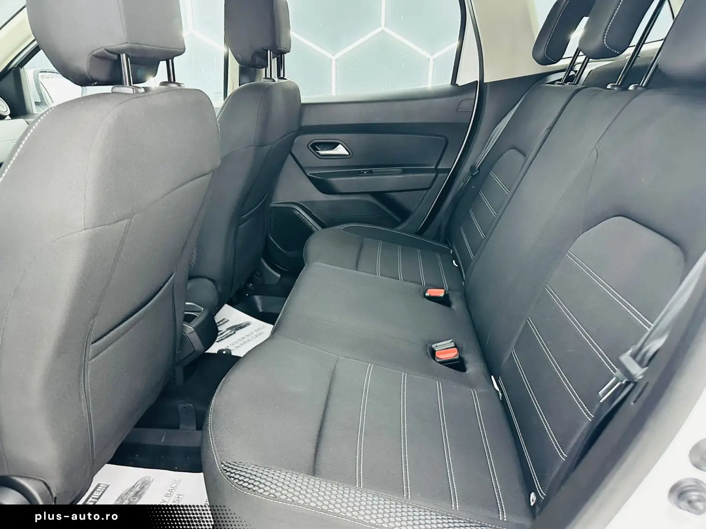 DACIA DUSTER 2019 1.6i E6 4x4 Garantie 12 Luni Rate Avans 0