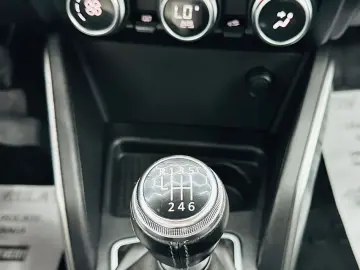 DACIA DUSTER 2019 1.6i E6 4x4 Garantie 12 Luni Rate Avans 0