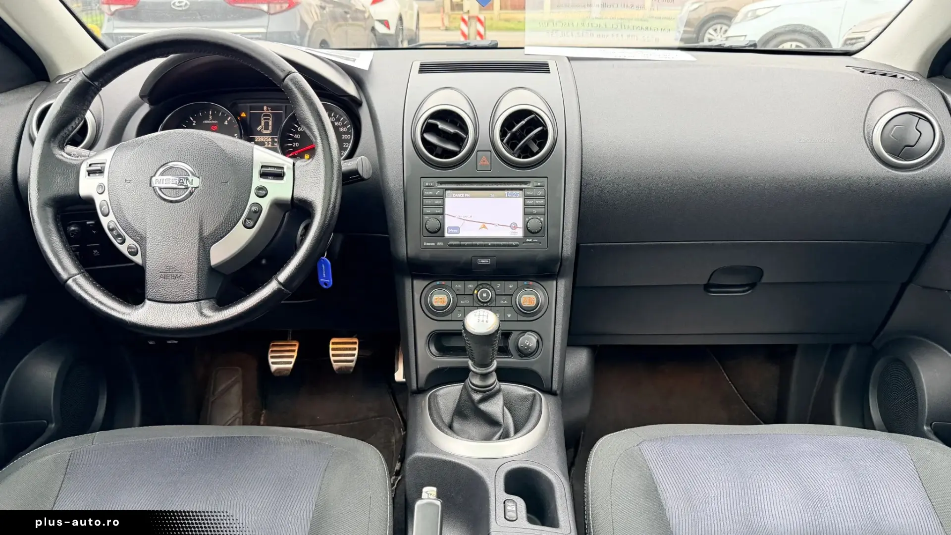Nissan Qashqai-2
