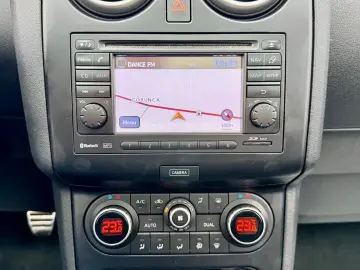 Nissan Qashqai-2