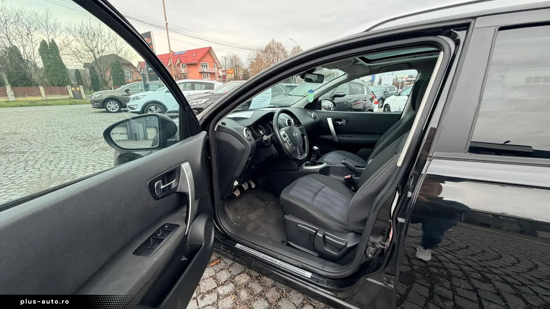 Nissan Qashqai-2