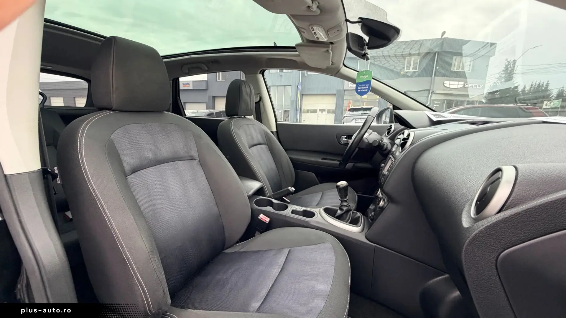 Nissan Qashqai-2