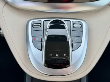 Mercedes-Benz V