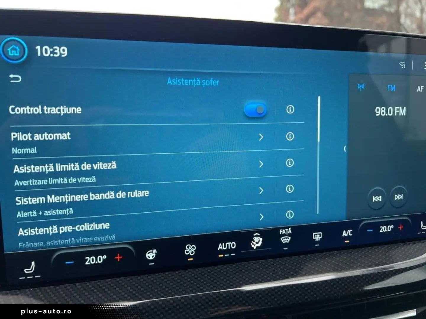 Ford Focus MCA 5 usi ST-Line X 1.0T EcoBoost mHEV 155 CP A7