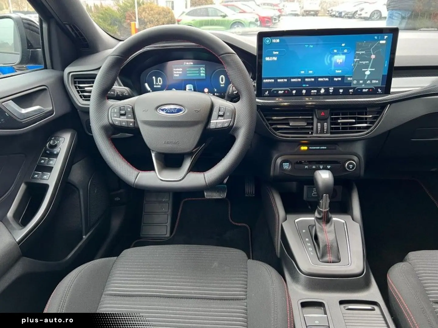 Ford Focus MCA 5 usi ST-Line X 1.0T EcoBoost mHEV 155 CP A7