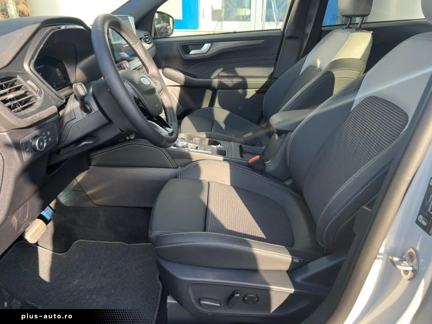 Ford Kuga MCA 5 usi Sound Edition 2.5l Duratec FHEV 183 CP A
