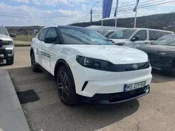 Ford Capri 5 usi Premium electric  autonomie extinsă 340 CP