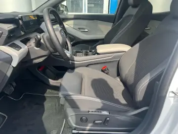 Ford Capri 5 usi Premium electric  autonomie extinsă 340 CP