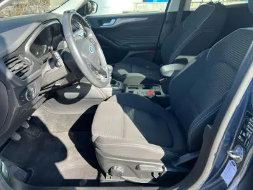 Ford Focus Titanium 1.0 Ecoboost 125 CP Wagon