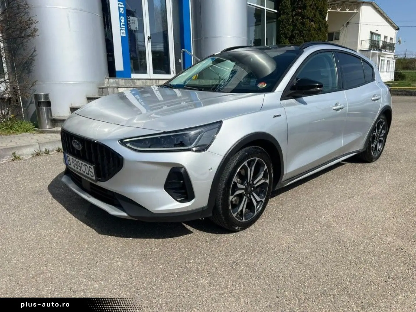 Ford Focus MCA 5 usi Active X 1.0T EcoBoost mHEV 155 CP A7