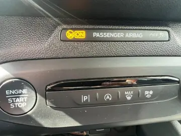 Ford Focus MCA 5 usi Active X 1.0T EcoBoost mHEV 155 CP A7