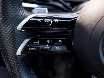 Mercedes Benz GLC 300d 4 Matic AMG