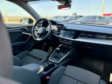 Audi A3 8Y 2021 S line