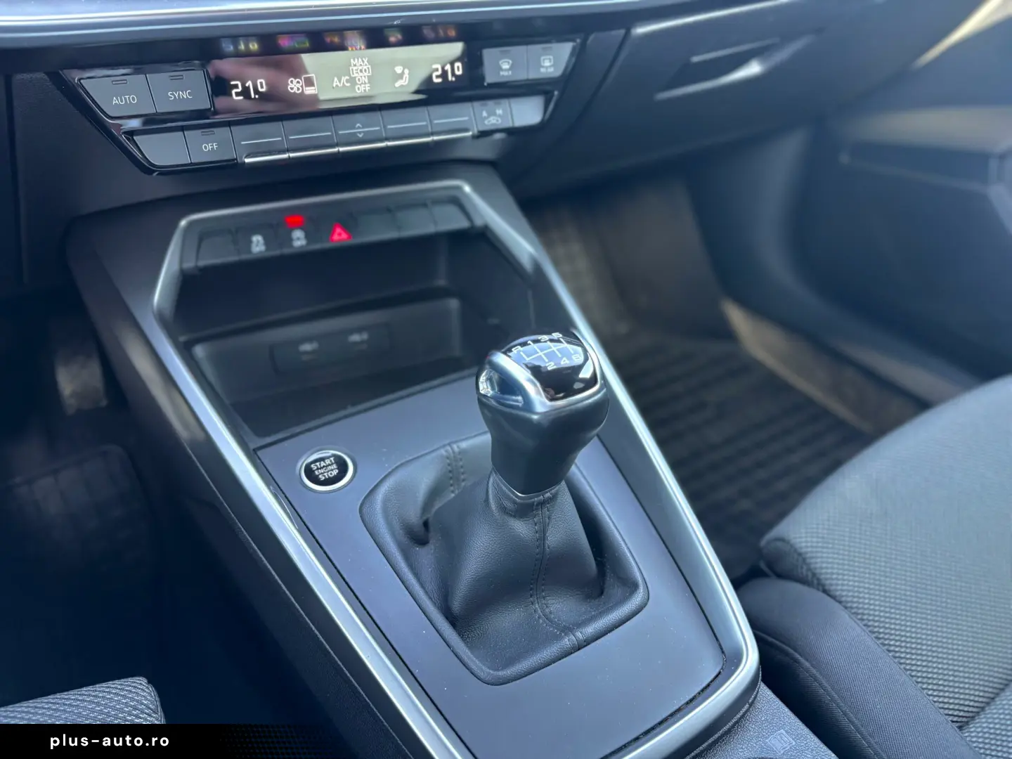Audi A3 8Y 2021 S line