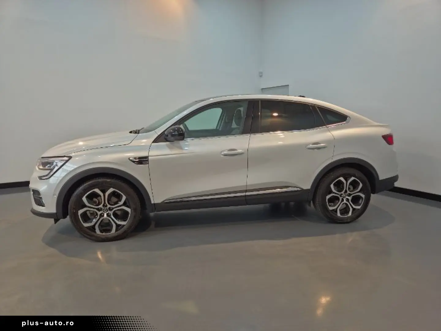 RENAULT ARKANA 1.6 E-Tech 145CP Intens