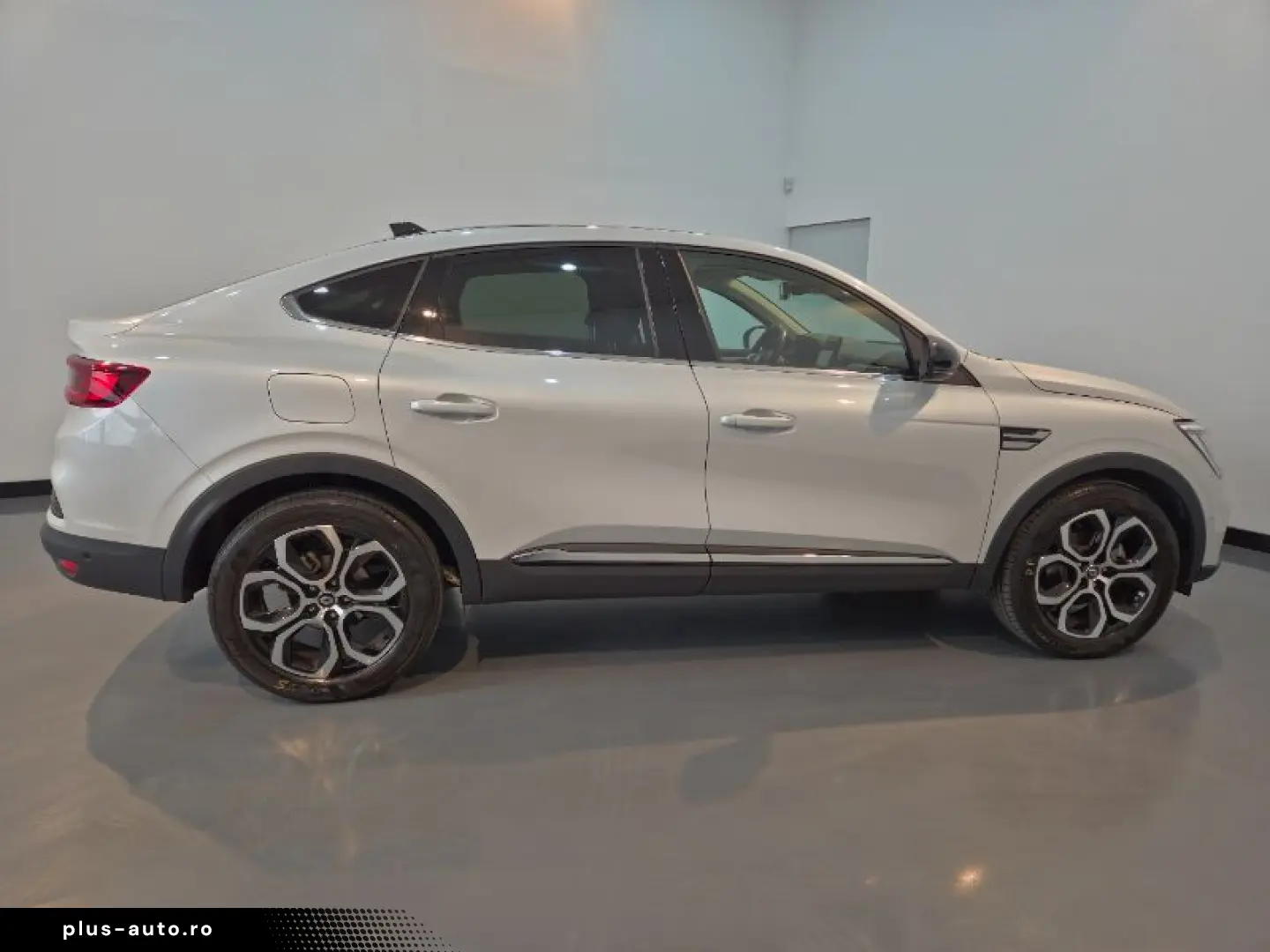 RENAULT ARKANA 1.6 E-Tech 145CP Intens