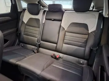 RENAULT ARKANA 1.6 E-Tech 145CP Intens