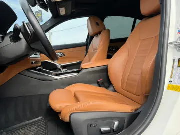 BMW 330I 2019