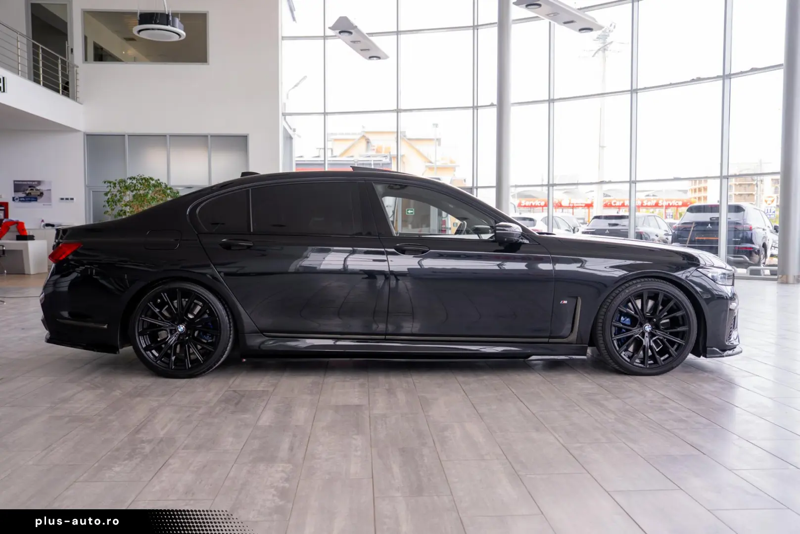 BMW Seria 7 745Le xDrive 3.0 Plug-in Hybrid