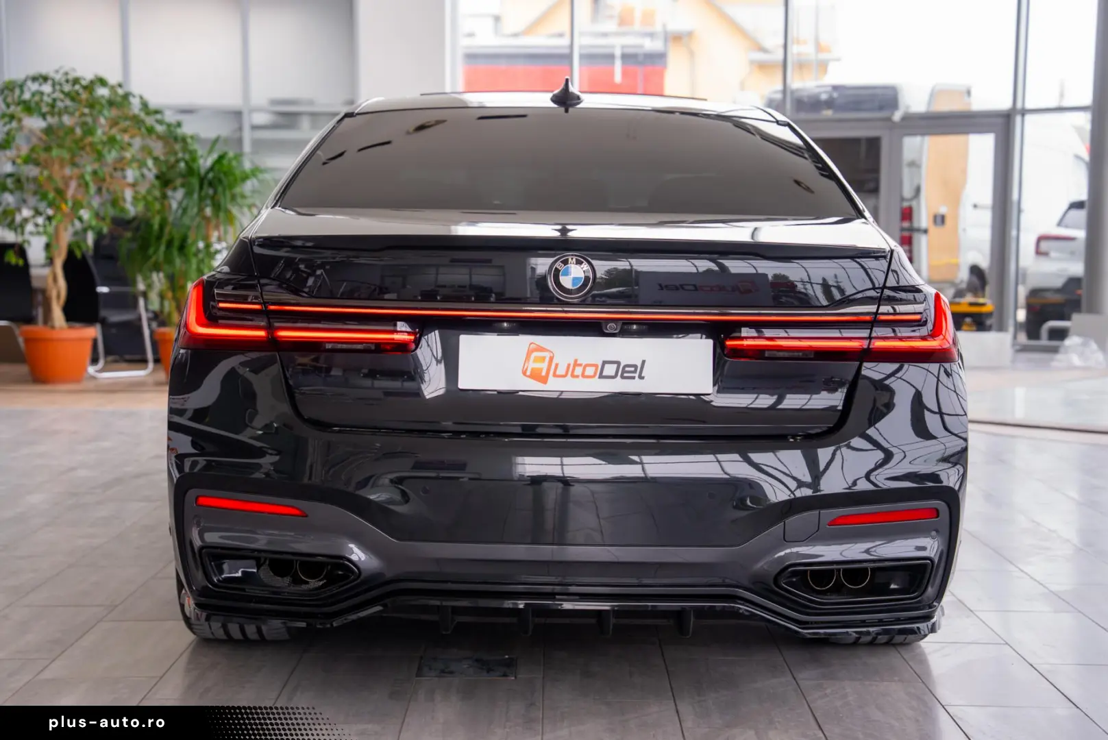 BMW Seria 7 745Le xDrive 3.0 Plug-in Hybrid