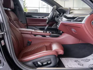 BMW Seria 7 745Le xDrive 3.0 Plug-in Hybrid