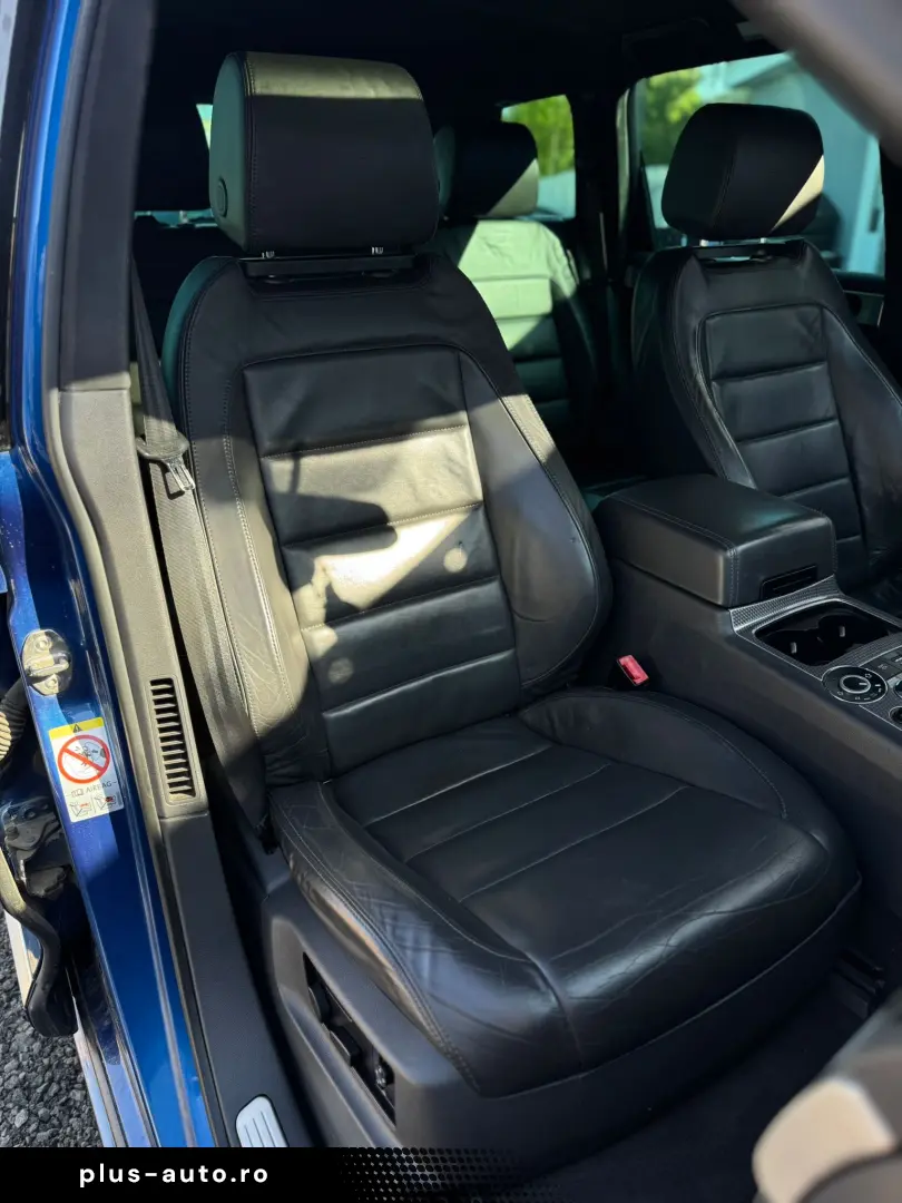 Volkswagen Touareg R-LINE