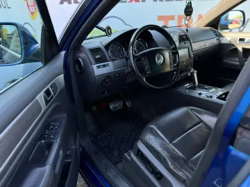 Volkswagen Touareg R-LINE