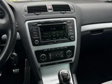 SKODA OCTAVIA VRS
