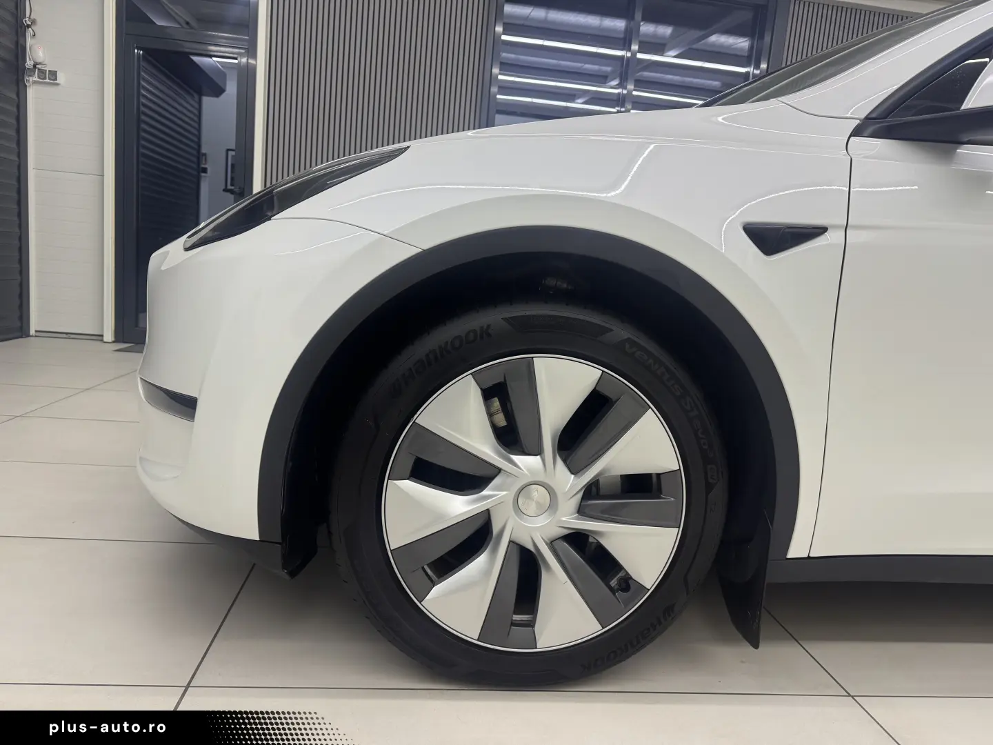 Tesla Model Y Dual Motor Long Range
