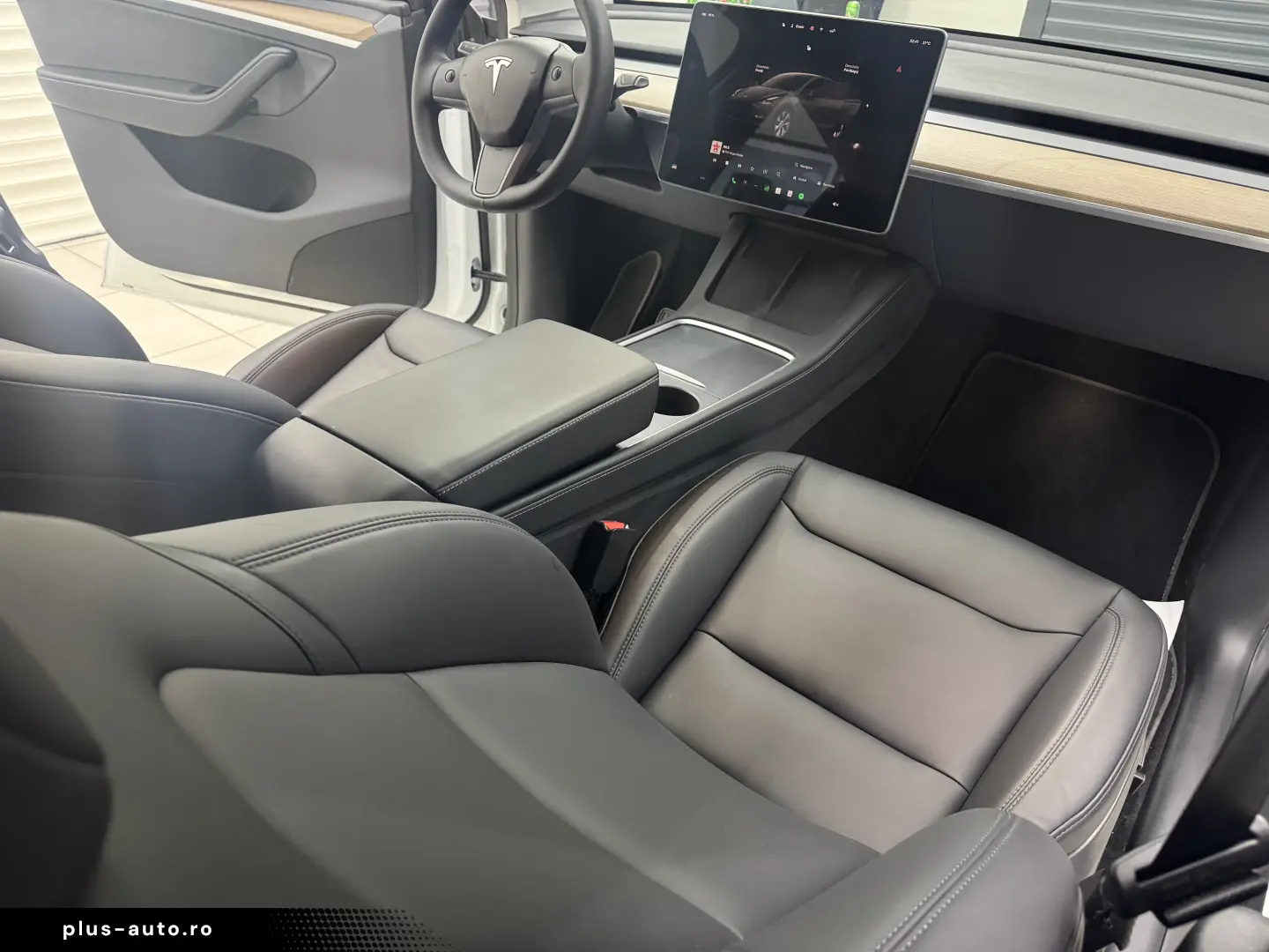 Tesla Model Y Dual Motor Long Range