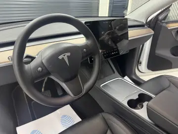 Tesla Model Y Dual Motor Long Range