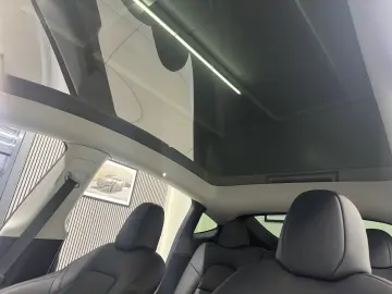 Tesla Model Y Dual Motor Long Range