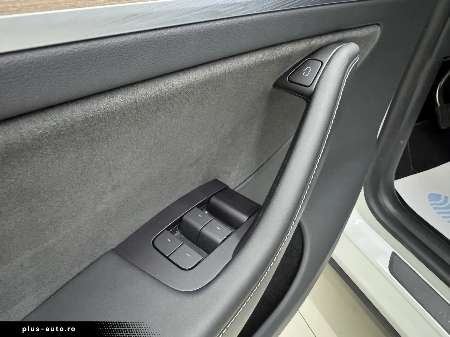 Tesla Model Y Dual Motor Long Range