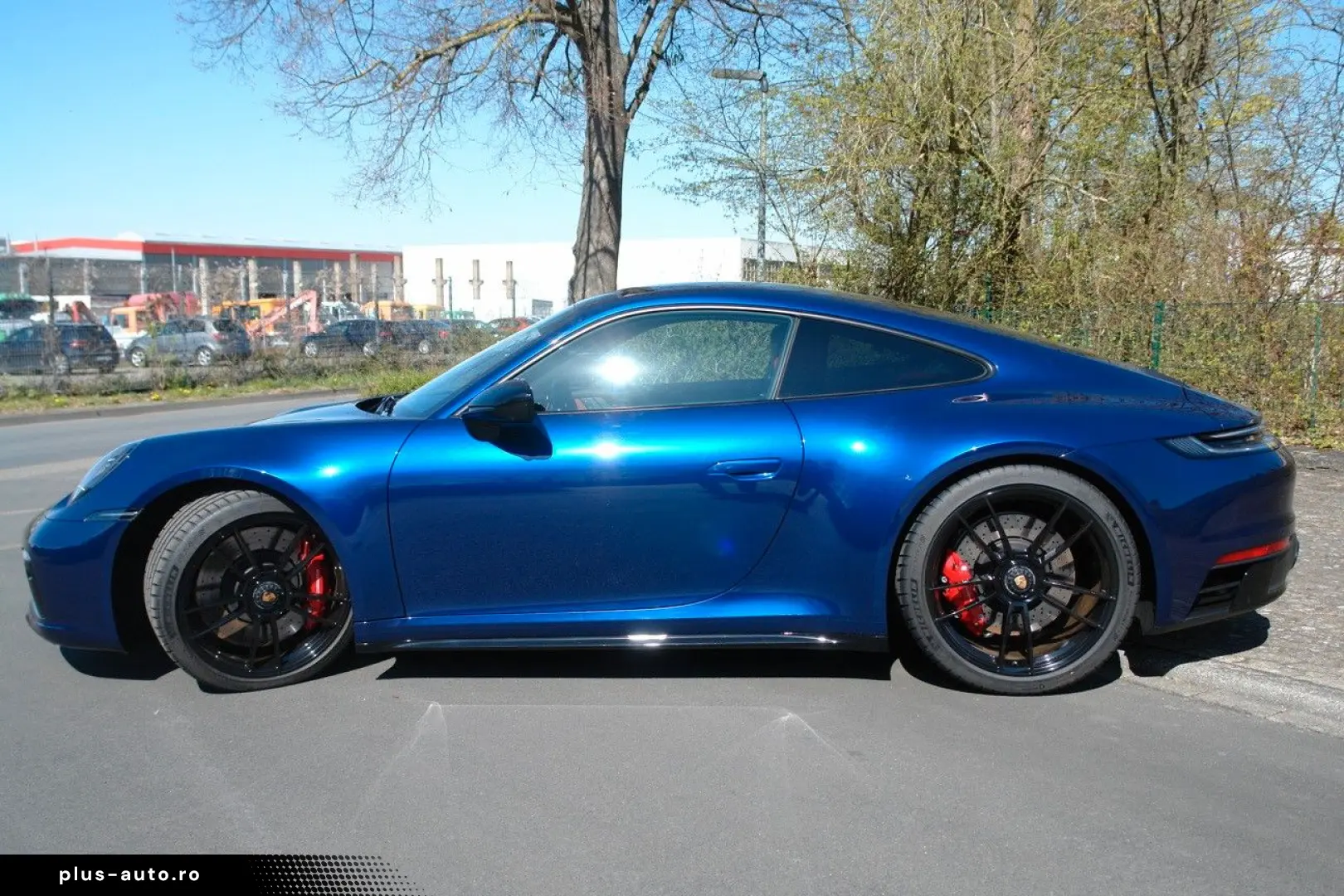 PORSCHE 911 CARRERA 4 GTS Coupe