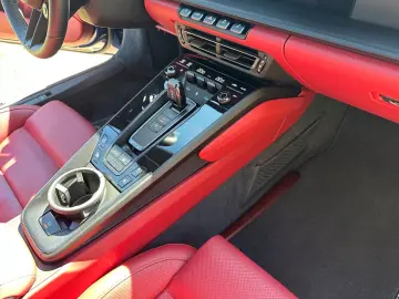 PORSCHE 911 CARRERA 4 GTS Coupe